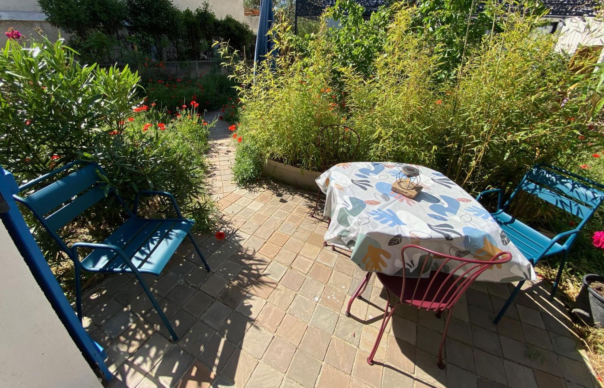 Maisonnette De Jardin * Marseille